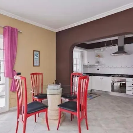 3 Avitaciones Apartment *