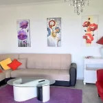 3 Avitaciones Apartment *