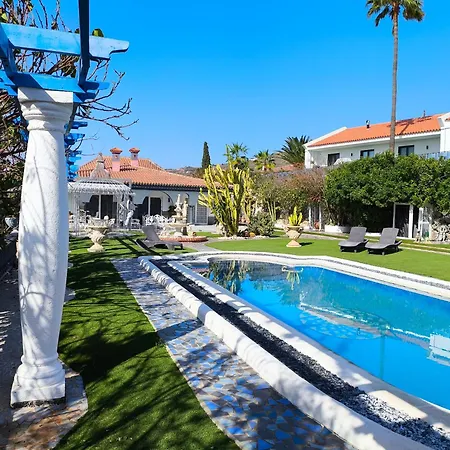 Apartamento 3 Avitaciones *